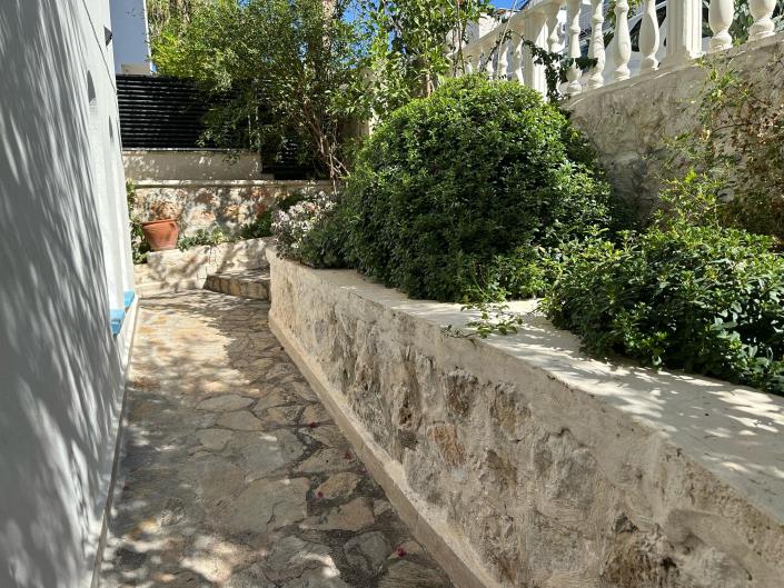 Image No.11-4 Bed Villa for sale