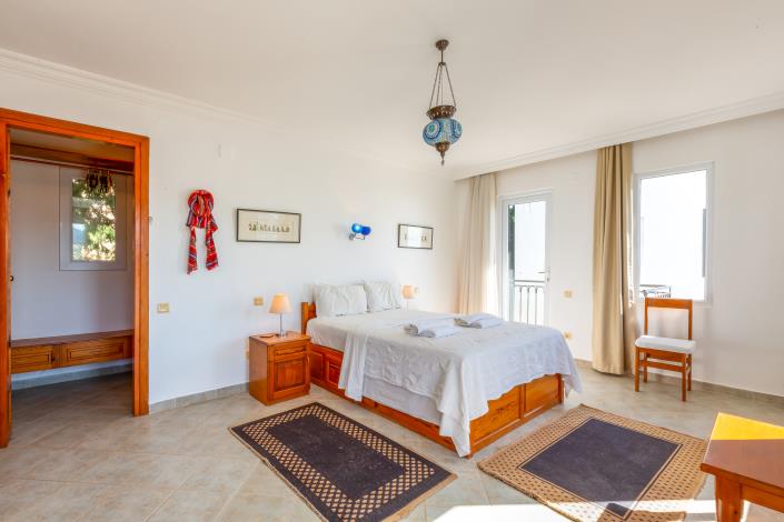 Image No.39-4 Bed Villa for sale