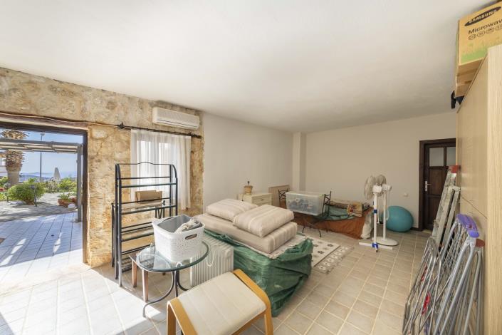 Image No.27-3 Bed Apartment for sale