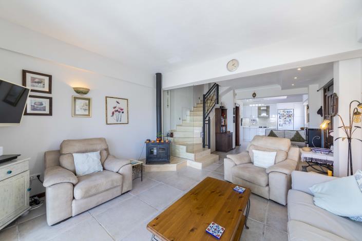 Image No.28-3 Bed Apartment for sale