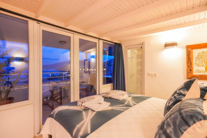 Image No.27-3 Bed Villa for sale