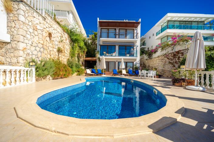 Image No.12-2 Bed Apartment for sale