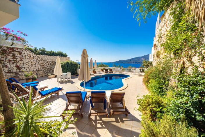 Image No.10-2 Bed Apartment for sale