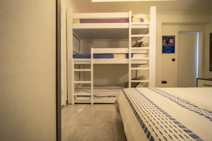 Image No.35-2 Bed Apartment for sale