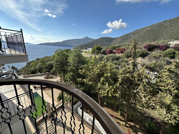 Image No.10-2 Bed Apartment for sale