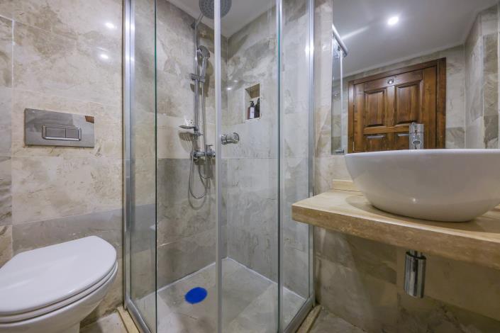 Image No.28-Un hôtel de 6 chambres à vendre à Kalkan