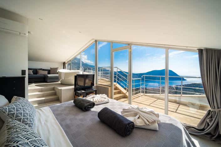 Image No.22-3 Bed Villa for sale