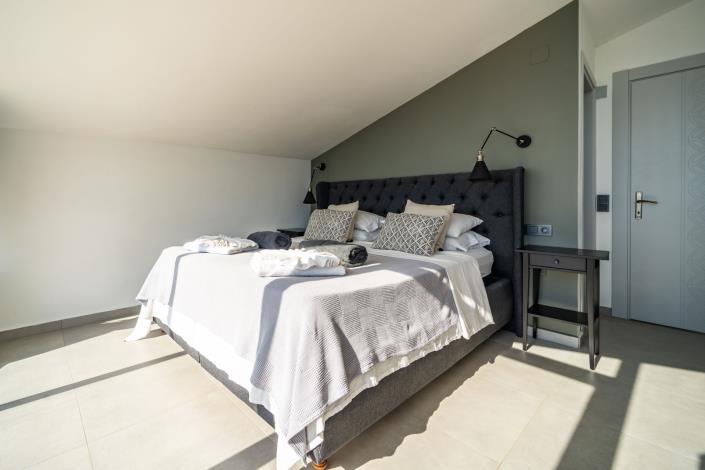 Image No.30-3 Bed Villa for sale