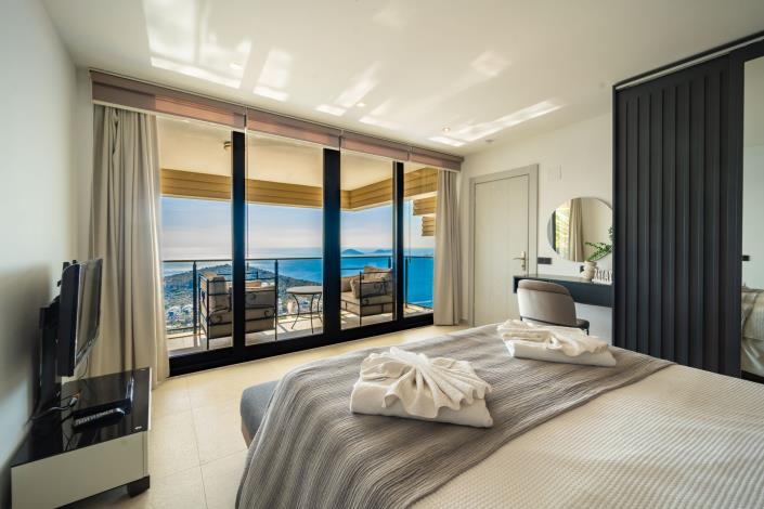 Image No.33-3 Bed Villa for sale