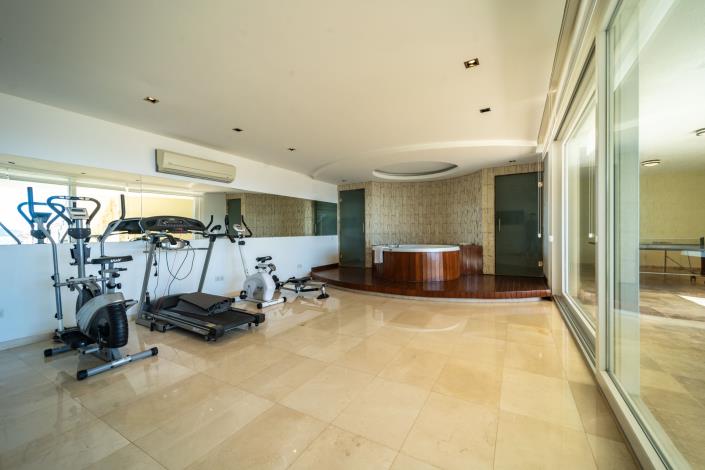 Image No.19-5 Bed Villa for sale