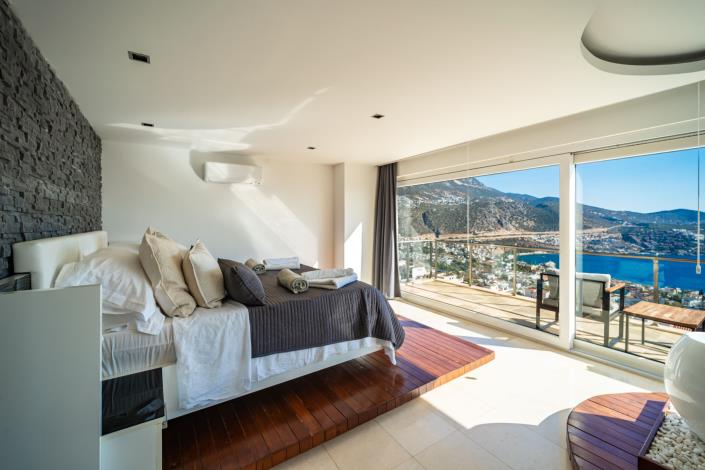 Image No.26-5 Bed Villa for sale