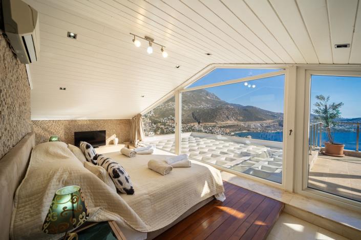 Image No.30-5 Bed Villa for sale