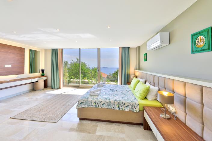 Image No.37-5 Bed Villa for sale