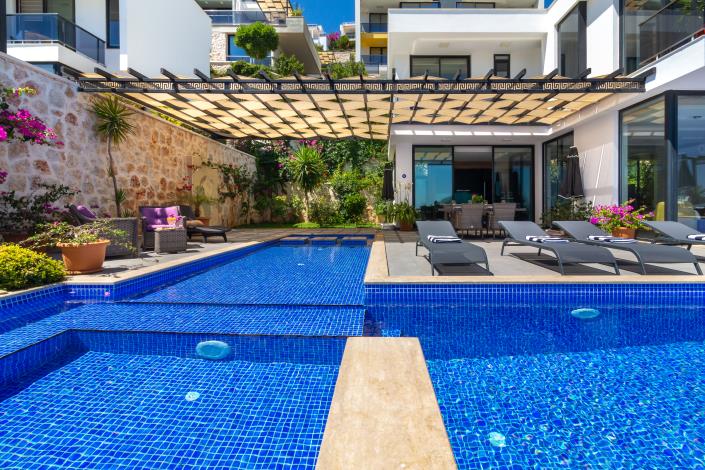 Image No.5-4 Bed Villa for sale