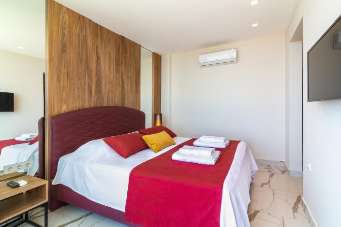 Image No.33-4 Bed Villa for sale