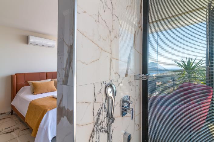 Image No.38-4 Bed Villa for sale