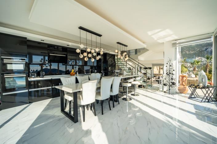 Image No.15-3 Bed Villa for sale