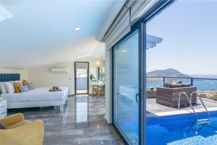 Image No.15-4 Bed Villa for sale