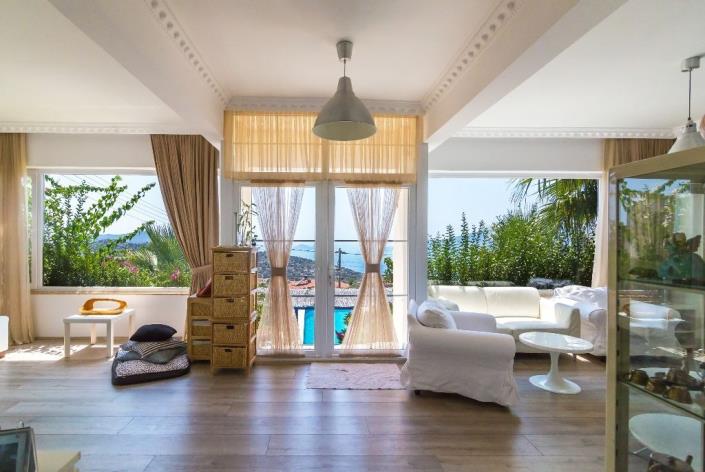 Image No.9-5 Bed Villa for sale