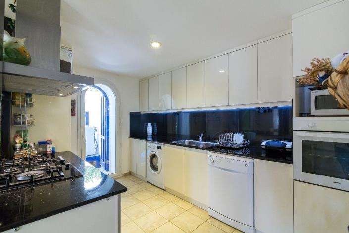 Image No.13-5 Bed Villa for sale