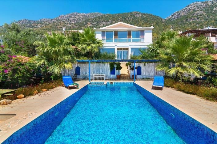 Image No.1-5 Bed Villa for sale