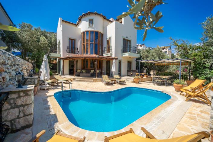 Image No.1-4 Bed Villa for sale