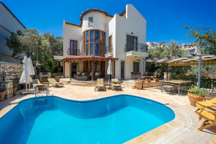 Image No.10-4 Bed Villa for sale