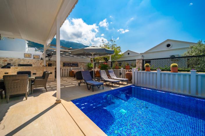 Image No.11-5 Bed Villa for sale