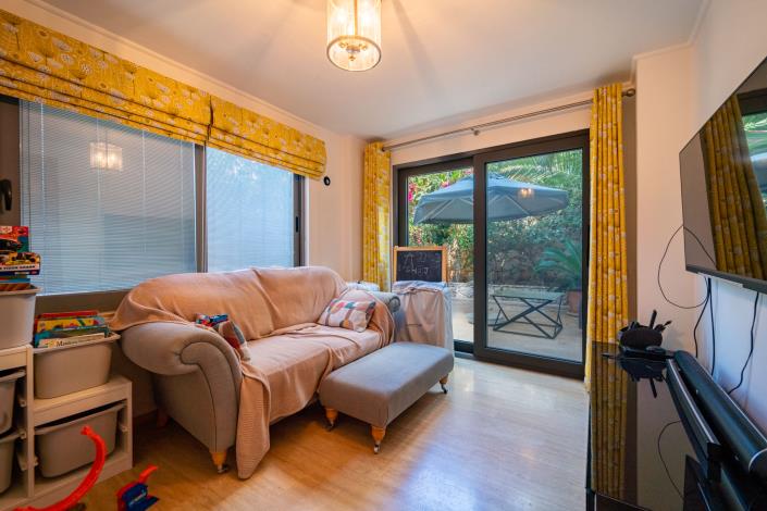 Image No.30-5 Bed Villa for sale