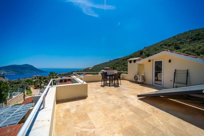 Image No.42-5 Bed Villa for sale