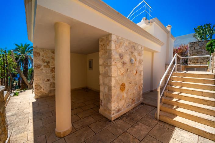 Image No.37-3 Bed Villa for sale