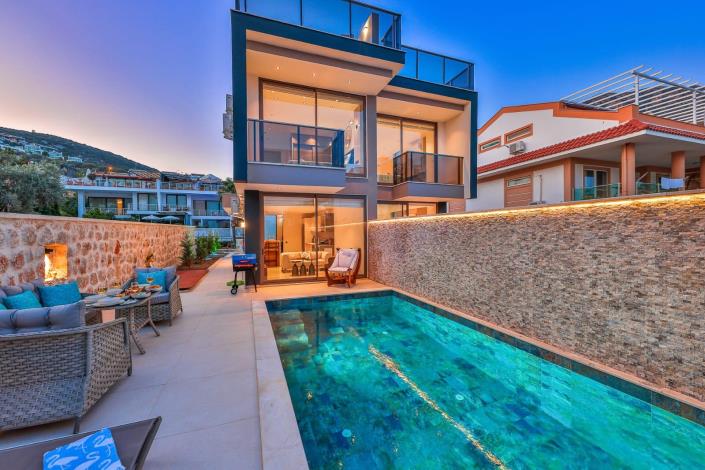 Image No.1-2 Bed Villa for sale