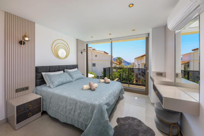 Image No.19-2 Bed Villa for sale