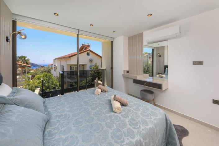 Image No.21-2 Bed Villa for sale