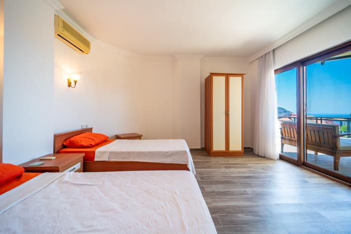 Image No.11-3 Bed Villa for sale