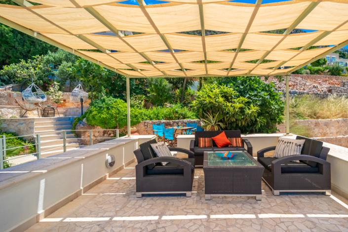 Image No.10-1 Bed Villa for sale