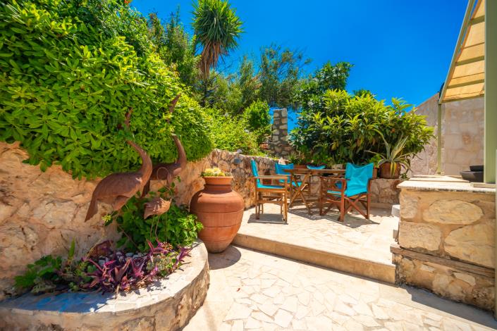 Image No.11-1 Bed Villa for sale