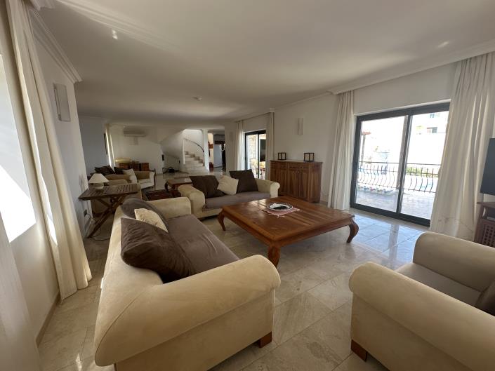 Image No.11-3 Bed Villa for sale