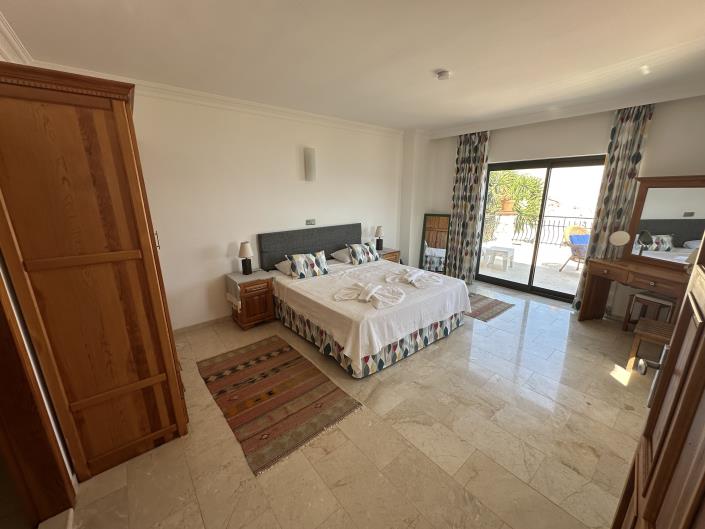 Image No.25-3 Bed Villa for sale