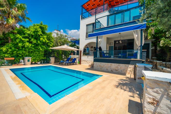 Image No.4-4 Bed Villa for sale