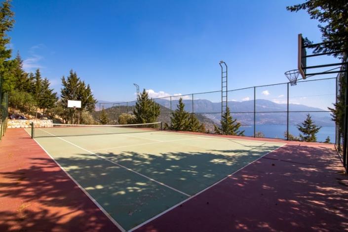 Image No.8-9 Bed Villa for sale