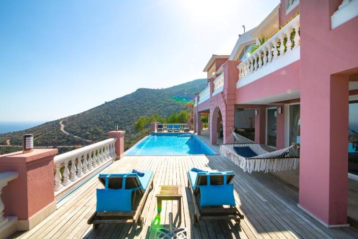 Image No.6-9 Bed Villa for sale