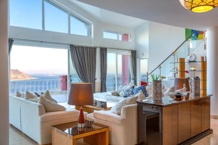 Image No.19-9 Bed Villa for sale