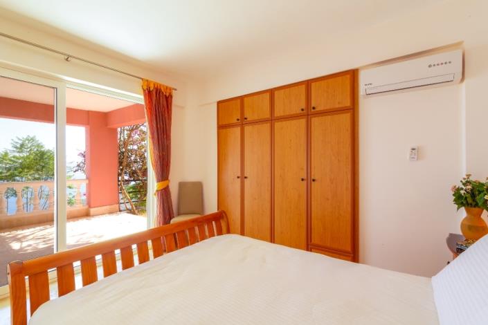 Image No.40-9 Bed Villa for sale