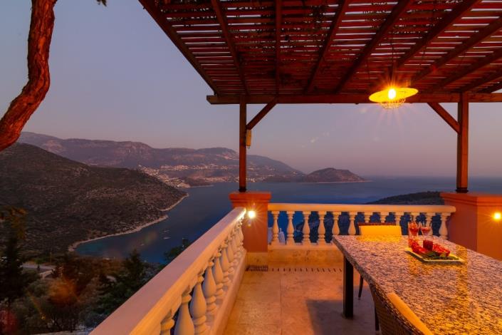 Image No.48-9 Bed Villa for sale