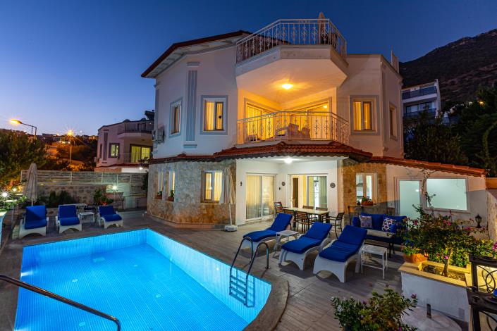 Image No.1-3 Bed Villa for sale