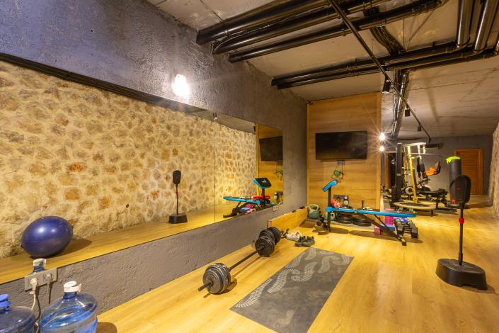 Image No.21-8 Bed Villa for sale