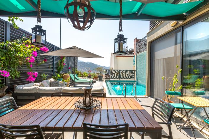 Image No.23-8 Bed Villa for sale