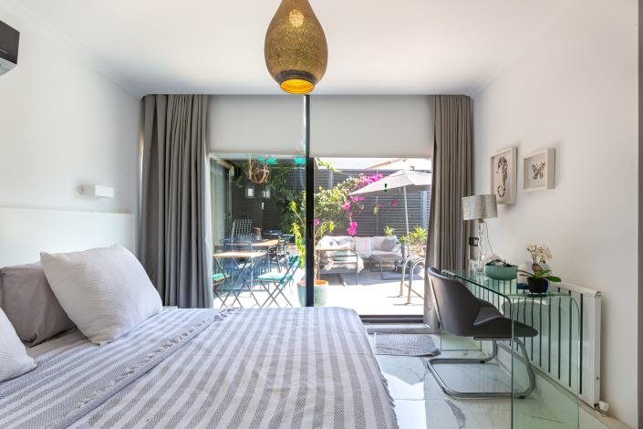 Image No.30-8 Bed Villa for sale