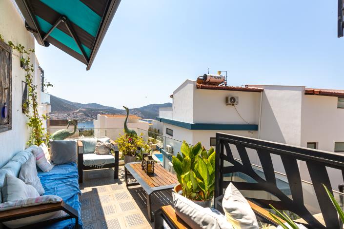 Image No.31-8 Bed Villa for sale